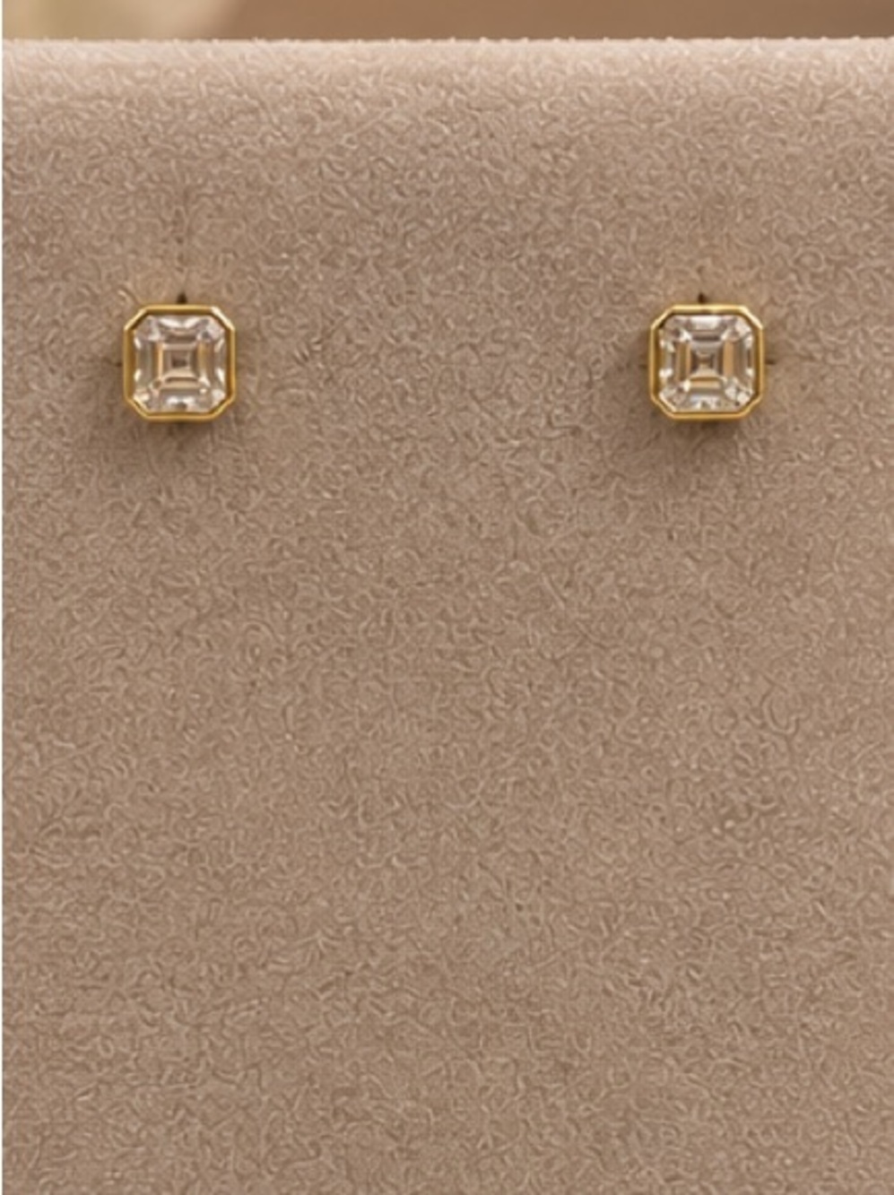 14K 0.75ct Asscher-Cut Studd